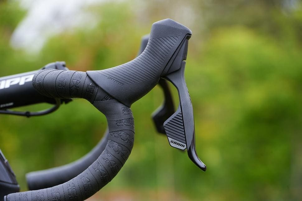 2021-sram-rival-etap-axs-groupset-shifter-and-bar Tay lắc L/R Sram Rival etap axs 12s kèm heo dầu F/R - Ảnh 3