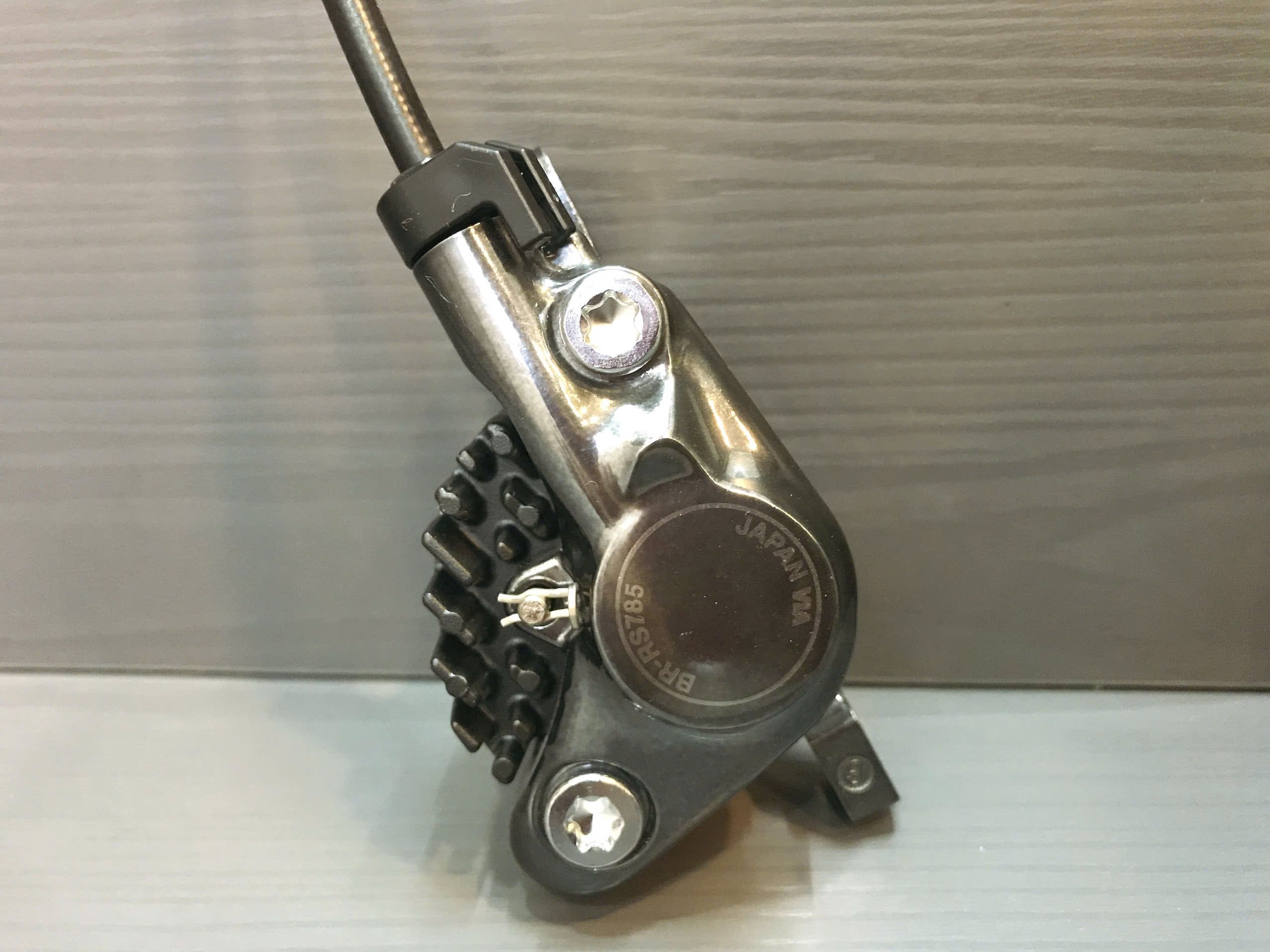 Heo dầu Shimano BR-RS785 trầy-1 (Hàng cũ) Heo dầu Shimano BR-RS785 - Ảnh 2