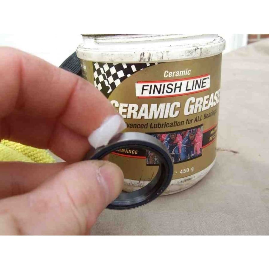 Mỡ bò Finish Line Ceramic Grease -2 Mỡ bò Finish Line Ceramic Grease 2oz/60g | 16oz/450g - Ảnh 5