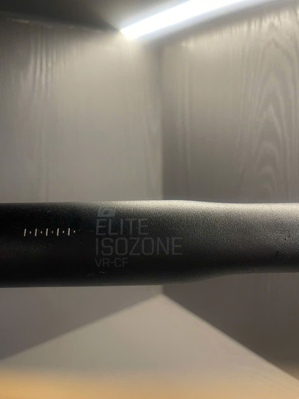 ghi đông bontrager VR-CF-2 (Hàng cũ) Ghi đông Bontrager Elite Isozone VR-CF dài 440mm - Ảnh 2