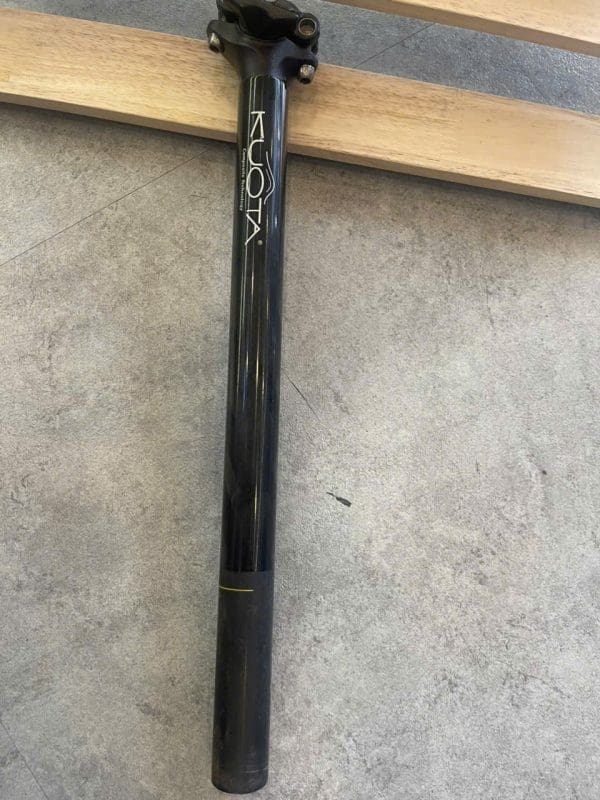 Cốt yên Kuota SB0, size 27.2mm, chất liệu Carbon dài 400mm (Hàng không hộp) - Ảnh 1